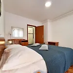 Apartment And Rooms Katunar