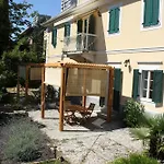 Villa Fani