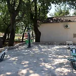Paradiso Di Mogano
