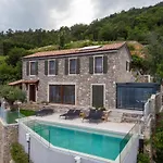 Vila Marigold