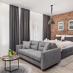 Molo Longo - Central Apartments & Rooms