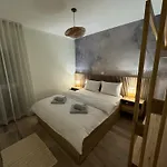 Aura Adriatica Olive - Luxury Apartment, Private Pool, Sea View, Parking