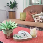 Apartment Dandelion