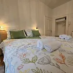 No8 Apartment