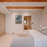 Apartment Malin Quattro With Private Jacuzzi
