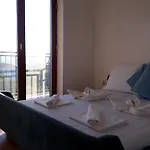 Large Cozy At Beach