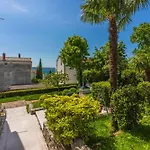 Apartments In Crikvenica 45073