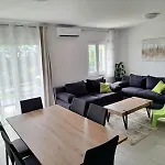 Apartment Tanya