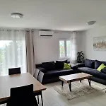 Apartment Tanya