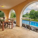 Villa Kate