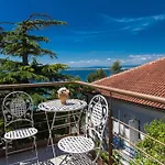 Two-Bedroom Apartment Crikvenica Near Sea 8
