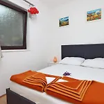 Apartments By The Sea Bakar, Rijeka - 15553
