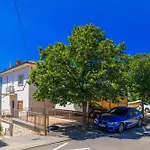 Apartments In Novi Vinodolski 39371