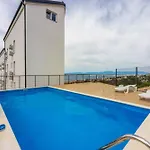 Apartments In Crikvenica 45029