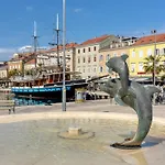 Old Bay Leave Town Apartment - Happy Rentals