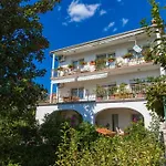 Apartment In Crikvenica 39351