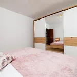 Apartments Iva