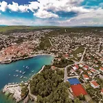 Beautiful Apartment In Malinska With Wifi