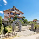 Apartmani Jurina