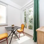 Apartments By The Sea Barbat, Rab - 14512