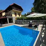 Gorski Kotar , Kuca Za Odmor Kratohvil