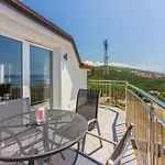 Apartments Sunshine D