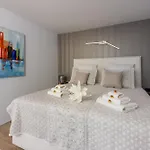Panoramica Apartment With Whirlpool