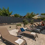 Villa Lusarci With Pool