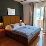 Apartman Arba 2 With Heated Pool