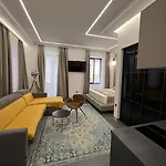 Luxury Marina Apartments