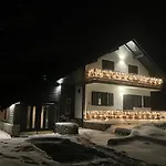 Chalet Mint