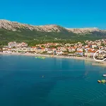 Deluxe Double Rooms In Castellum Besca