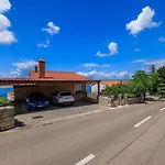 Gruene Terrasse Nur 100 Meter Zum Strand