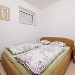 Apartment In Crikvenica 45905