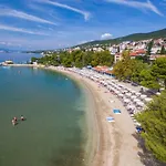 Apartments With A Parking Space Crikvenica - 5478