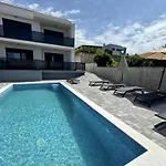 Modern Villa With Swimming Pool And Roof Terrace