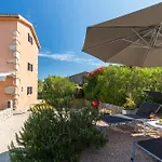 Apartments Lina