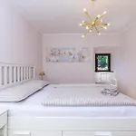 Apartments Lina