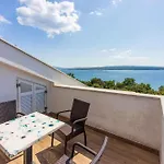 Apartment In Crikvenica 45078