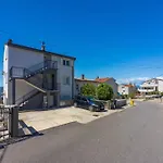 Apartment In Crikvenica 45071