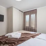 Srok Luxury Apartment With Pool