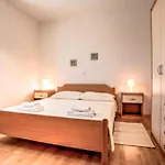 Wonderful Brsec Apartments With Sea View And Shared Pool
