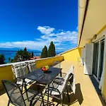 Apartments Frajona - 50M From The Beach