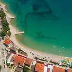 1 Bedroom Nice Apartment In Baska