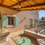 Villa Mavra With Private Pool