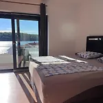 Apartments Palit Rab