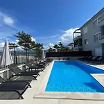 Villas Punta Silo - Luxury Apartments With Pool