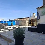 Cozy Lovran Apartment With Private Pool And Sea View