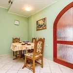 2 Bedroom Lovely Apartment In Crikvenica
