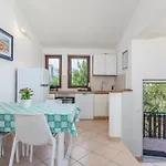Awesome Apartment In Pinezici With Wifi